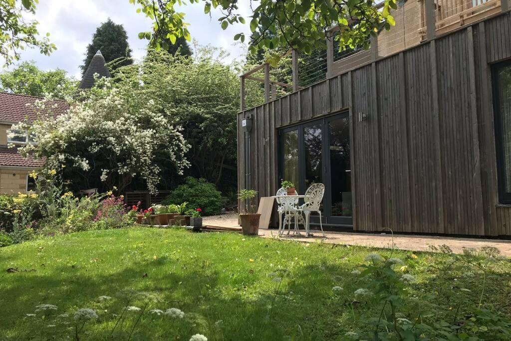 Garden Hideaway, Self-Contained, Edge Of Bath Lägenhet Exteriör bild